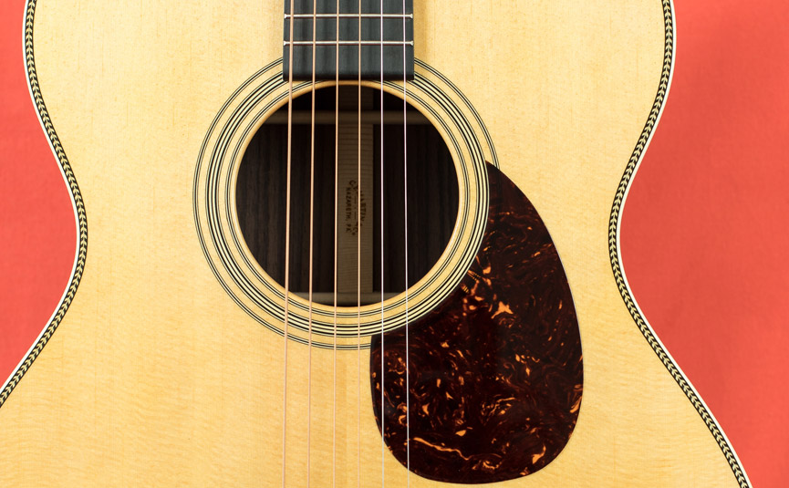 Oh, the humidity! How to protect your guitars from humidity damage and