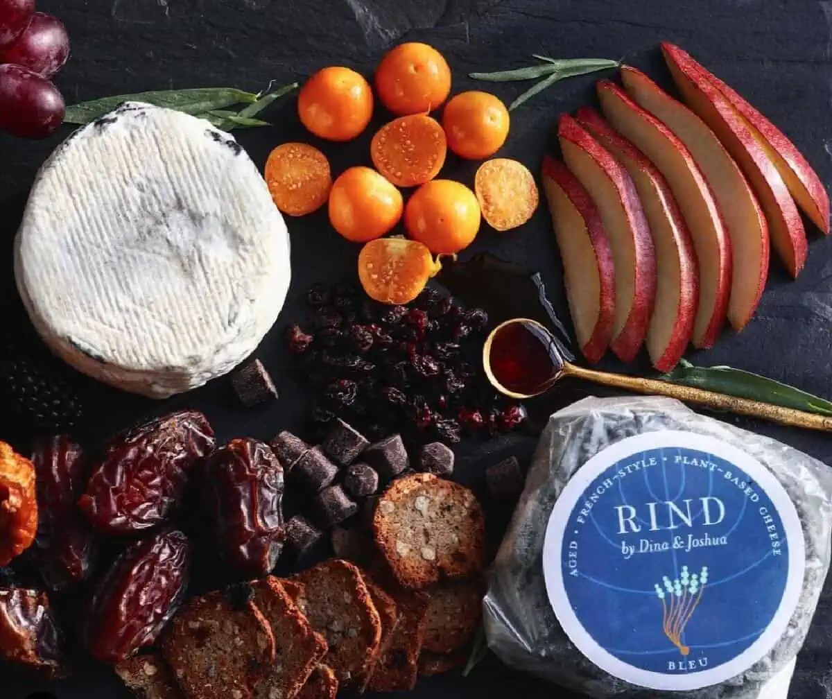 13 Best Vegan Blue Cheese Brands