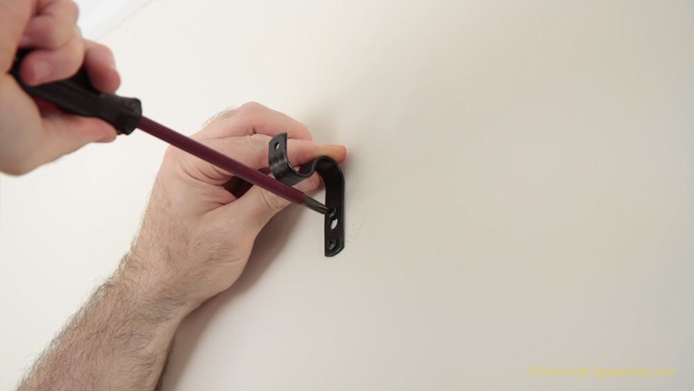 How To Hang A Tapestry Easy StepByStep Guide [New Video]