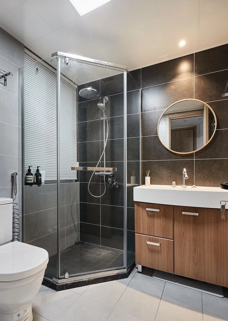 For The Size Of Less Than 6 Square Meters Of The Bathroom, Can Actually