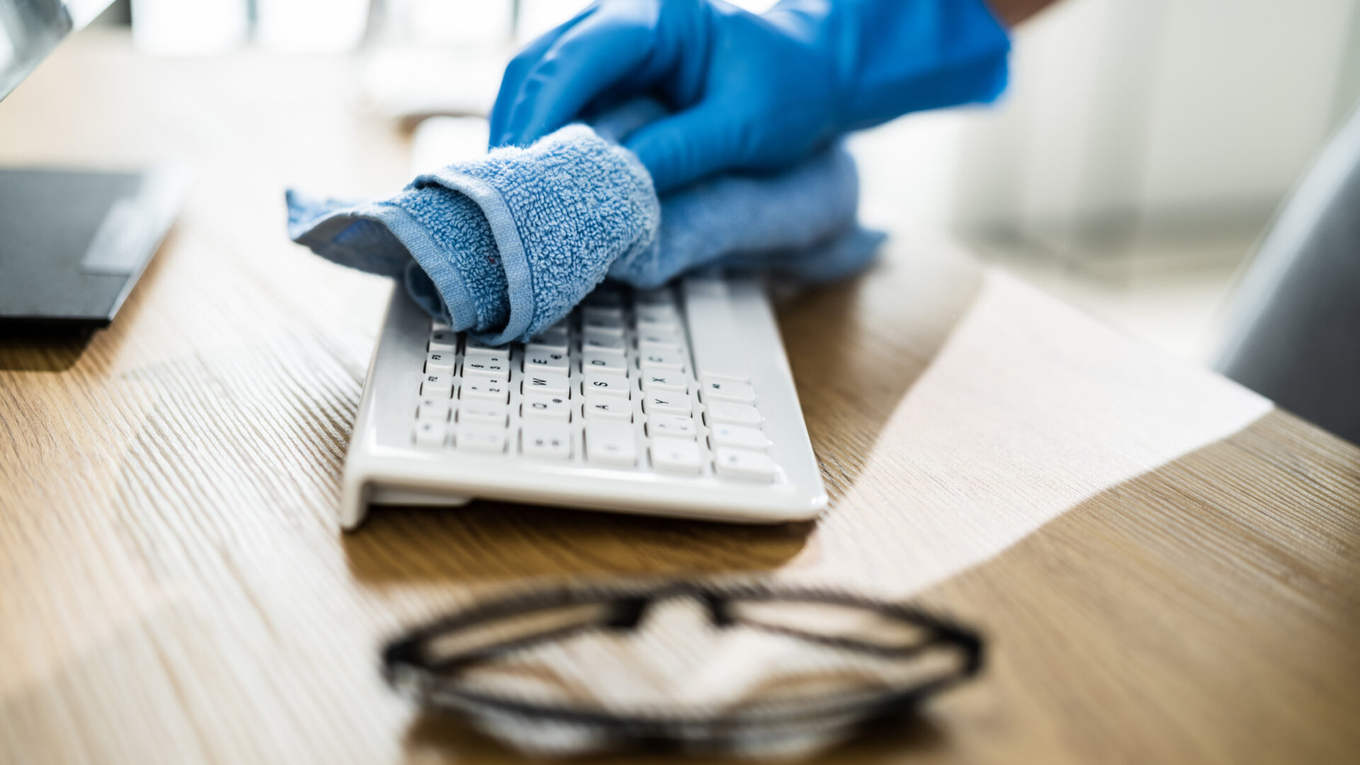 Keeping Office Devices Clean to Prevent Dust Buildup