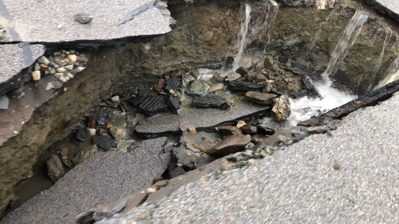 Portsmouth roadway collapses during heavy flooding from Ida DC News Now