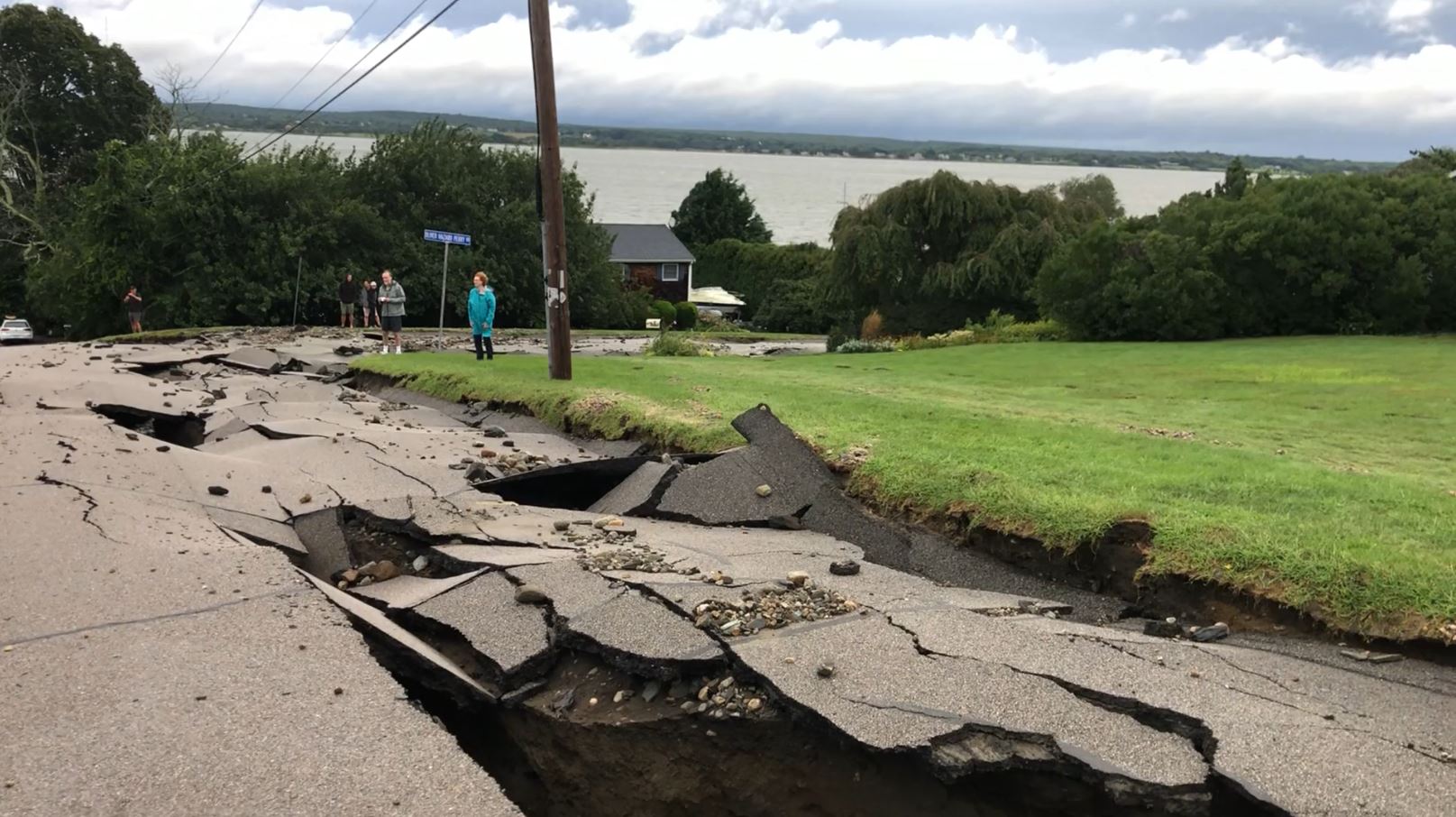 Portsmouth roadway collapses during heavy flooding from Ida DC News Now