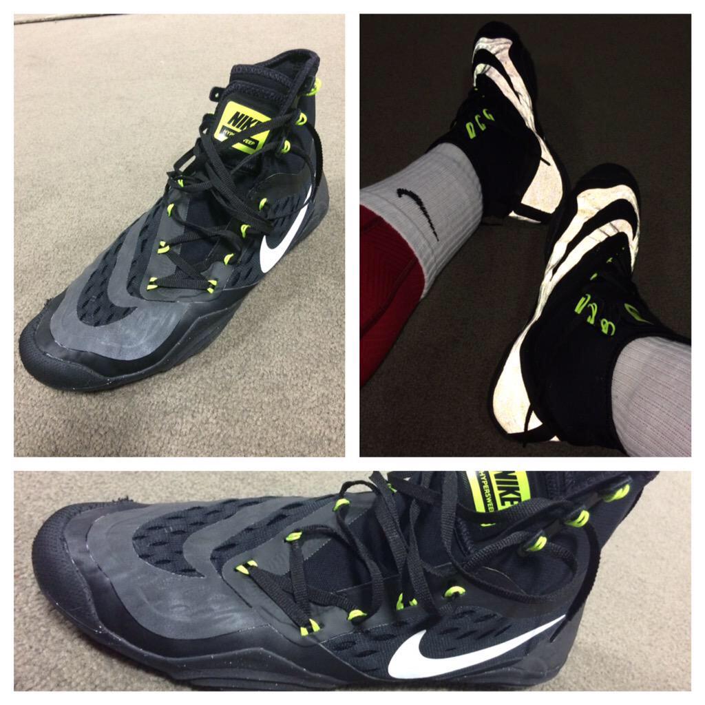 nike wrestling shoes hypersweep
