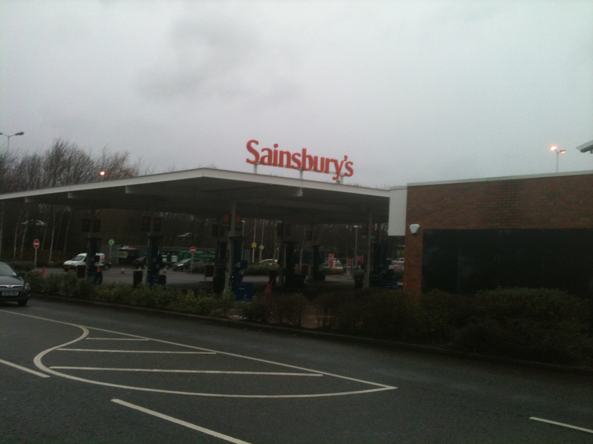 Driver Suffers Minor Injuries After Car Crashes Into Wrexham Petrol