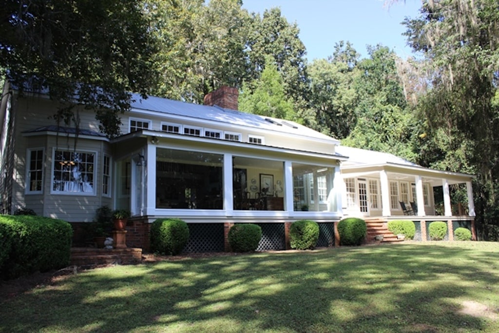 Cimarron Lodge on Lake Miccosukee