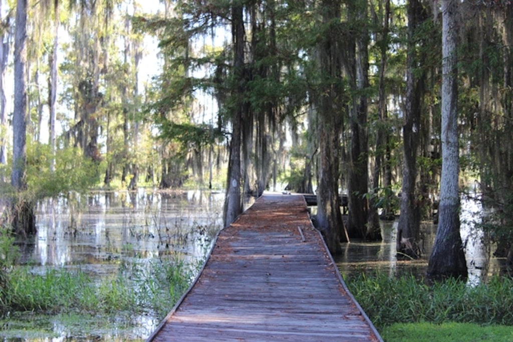 Cimarron Lodge on Lake Miccosukee
