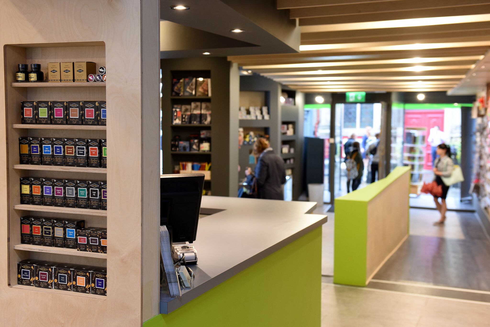 About Us Fountain Pen Retailers Write Here