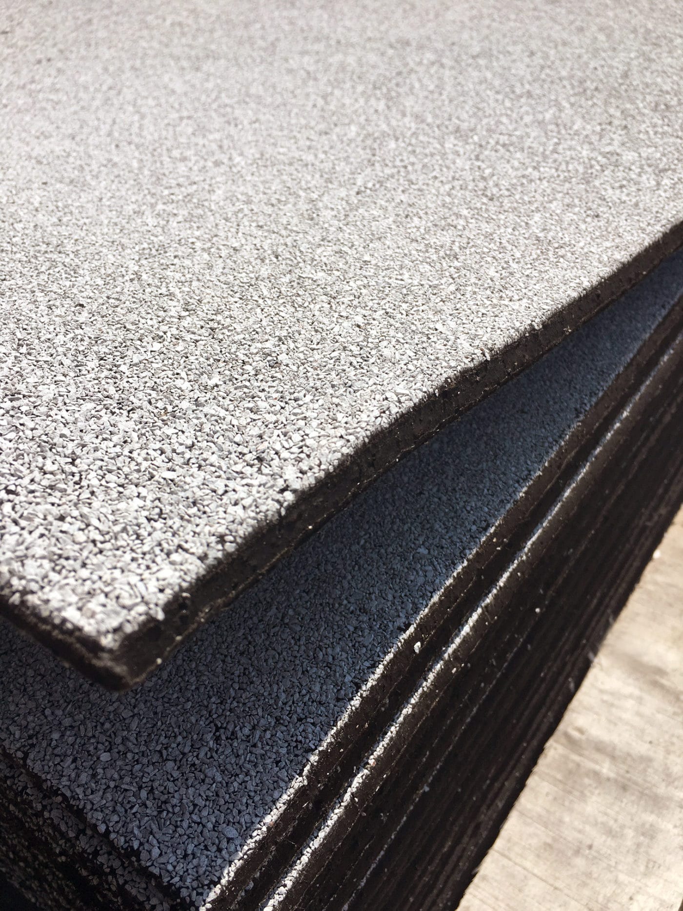 ROOFTRED (Canada) Roof Traffic Pad W. R. Meadows