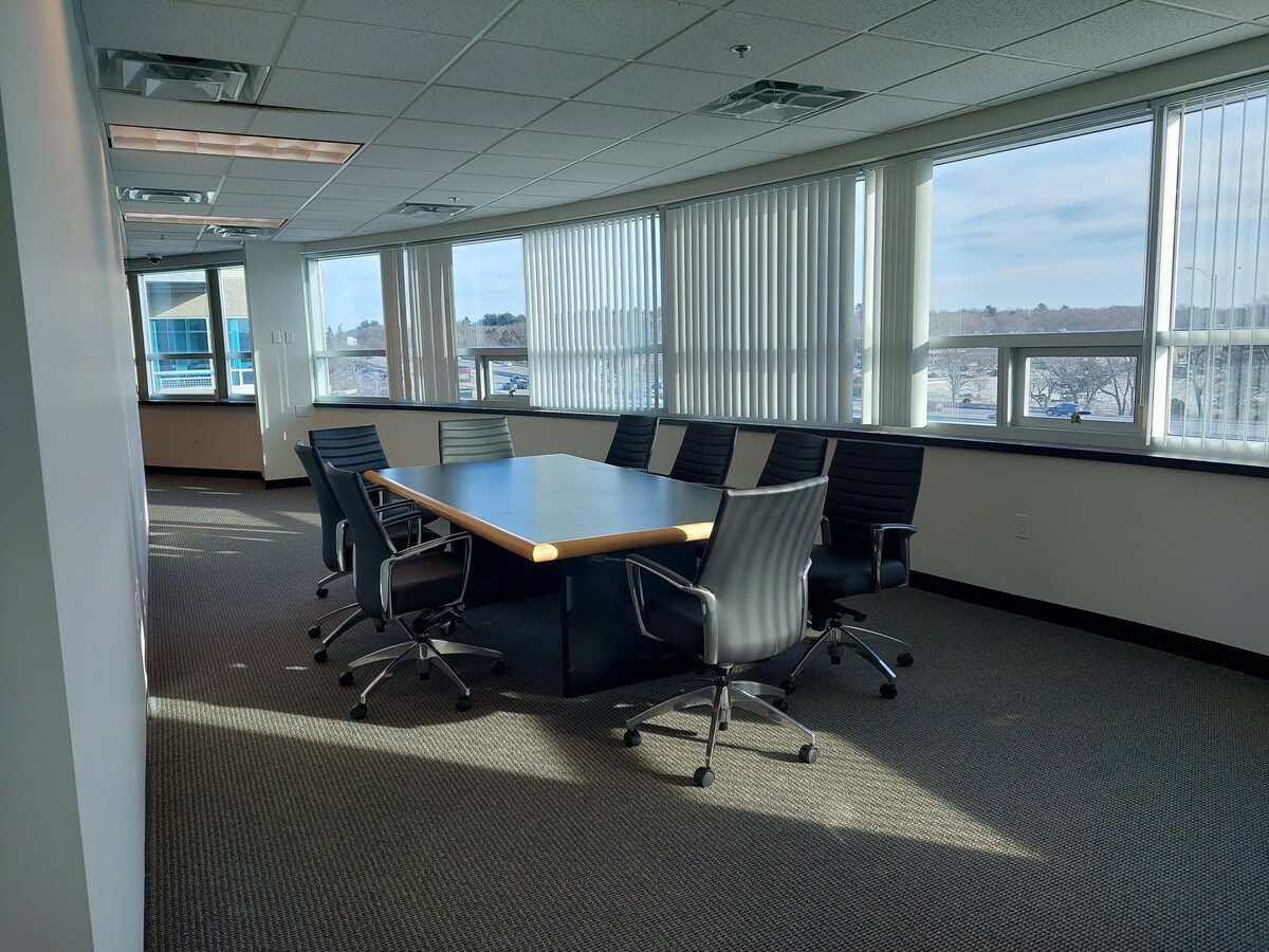 300 TradeCenter, Woburn, MA Wronka LTD