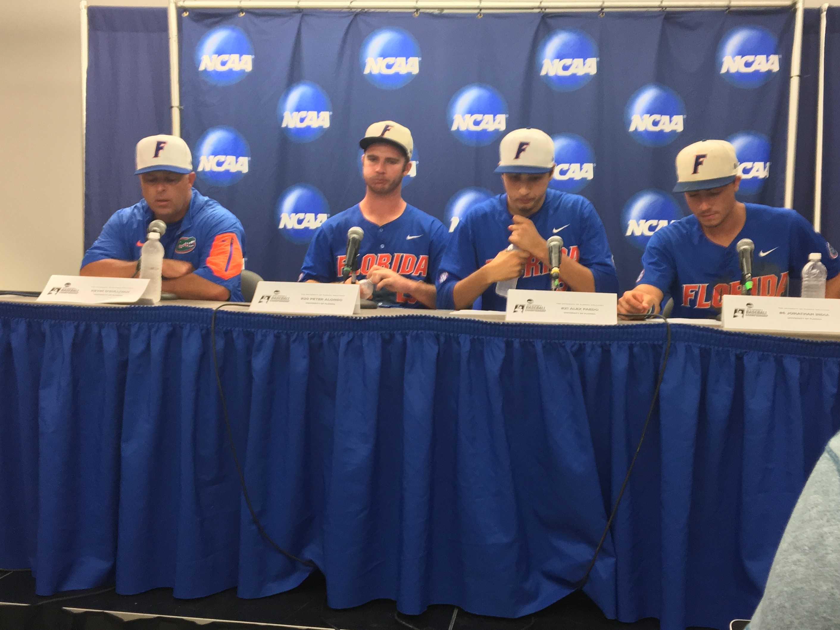 Florida Baseball Keeps Rolling, Advances to NCAA Super Regional ESPN(09)
