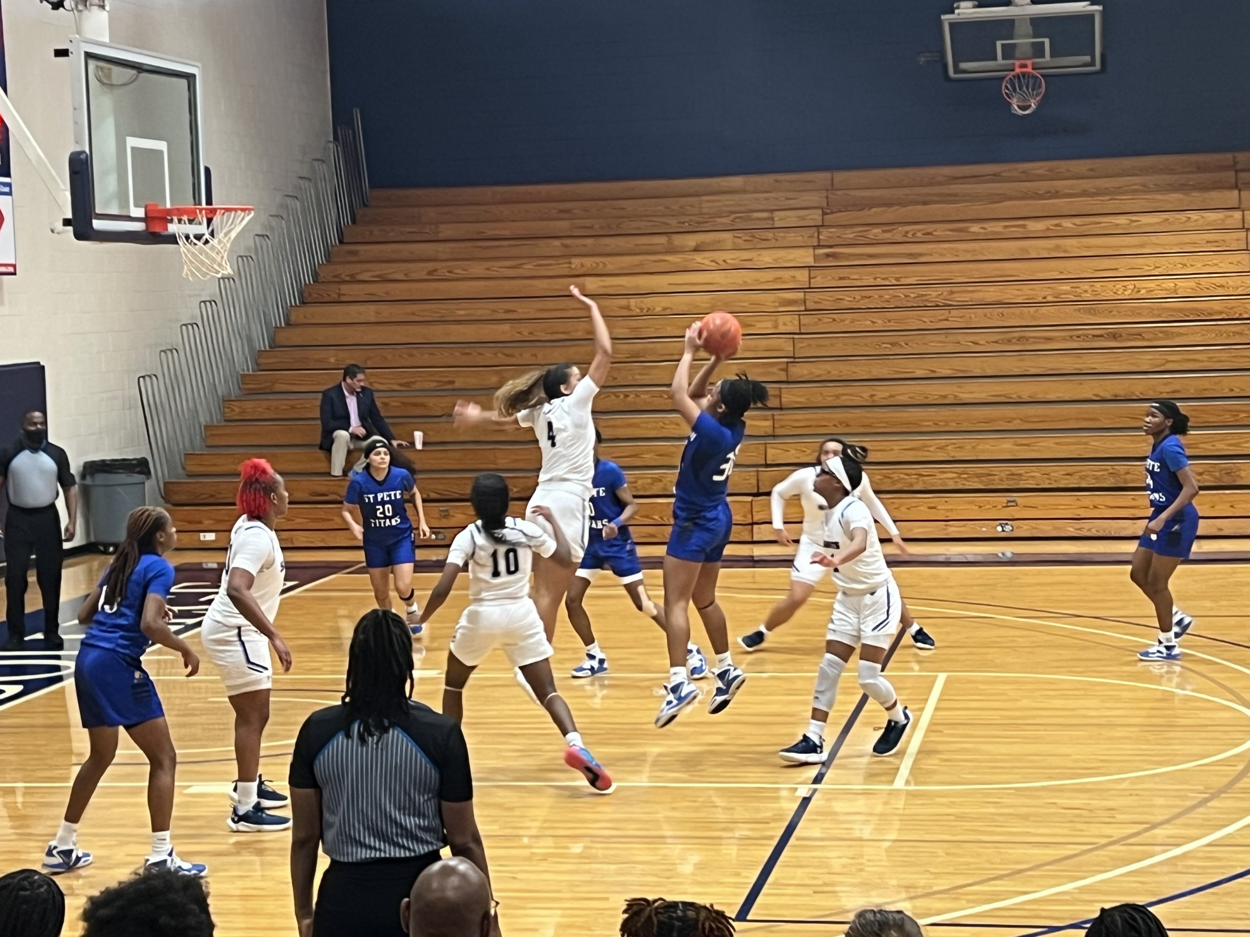 St. Petersburg Women's Basketball Takes over Santa Fe ESPN 98.1 FM