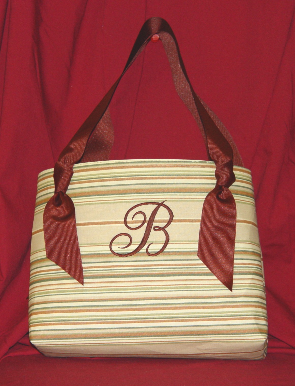 Monogrammed Placemat Purse 1