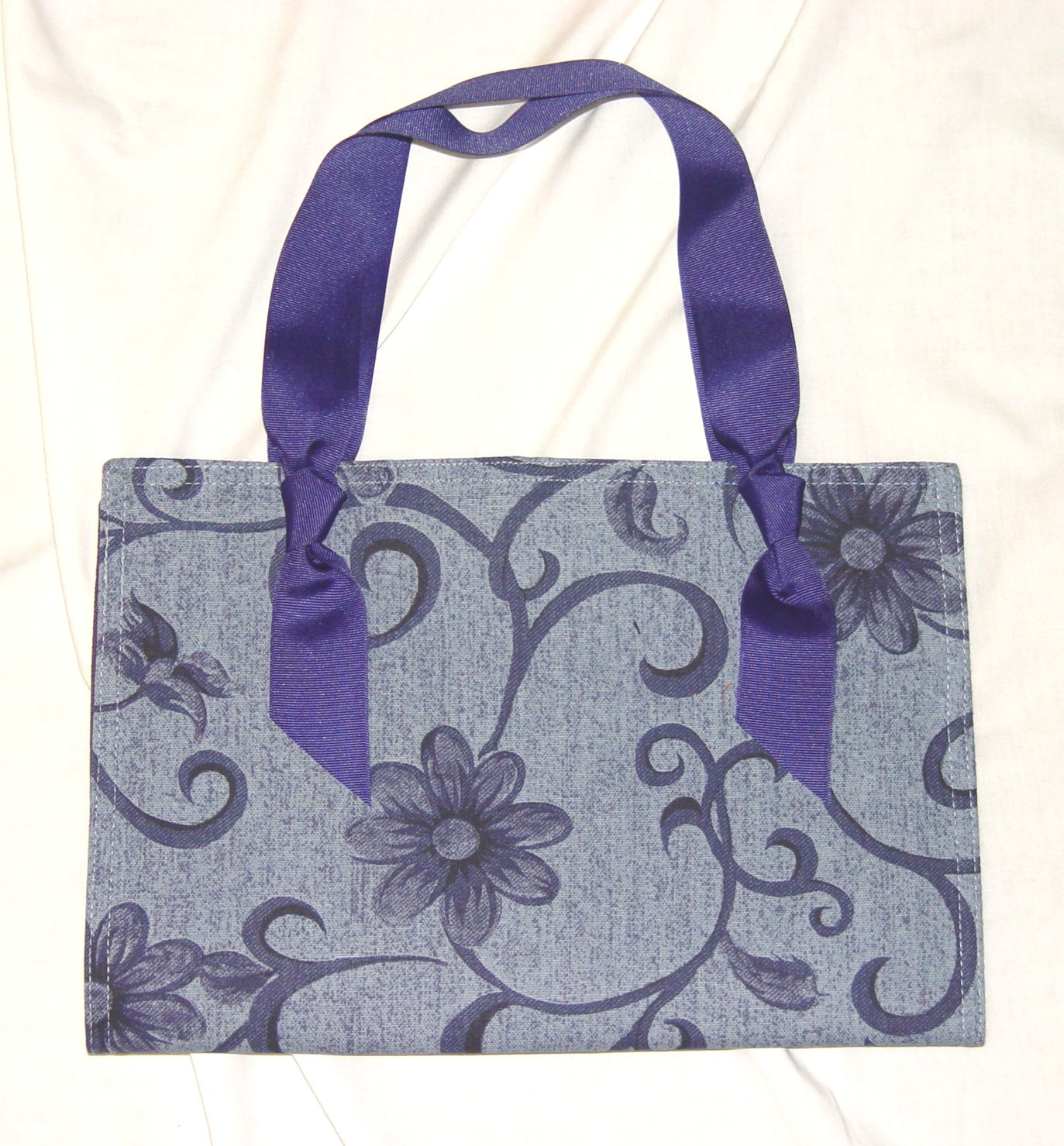 Monogrammed Placemat Purse 1