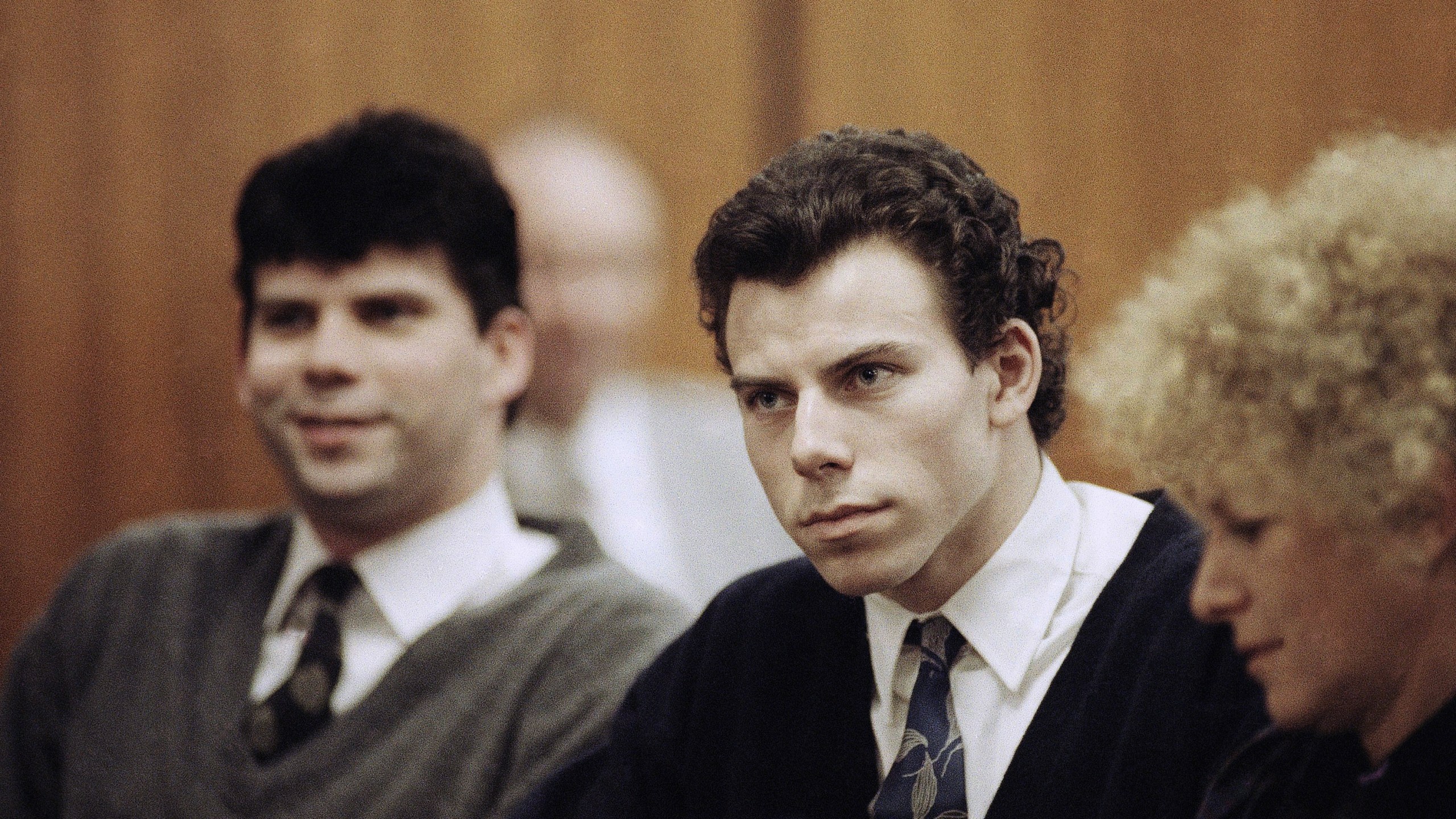 Prosecutors resentencing Erik and Lyle Menendez in 1989