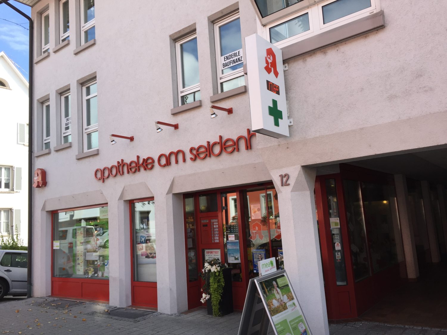 Apotheke am Seidenhof WT Tag und Nacht