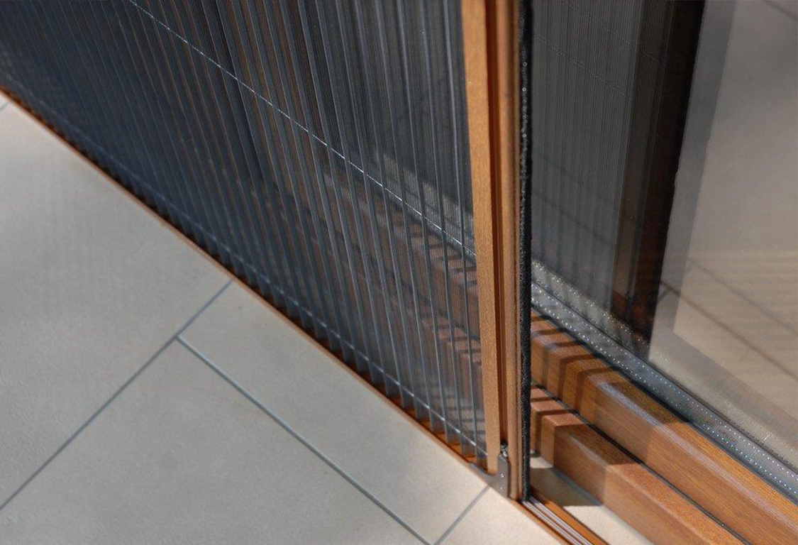 Retractable Flyscreens in Sydney & Melbourne Wynstan