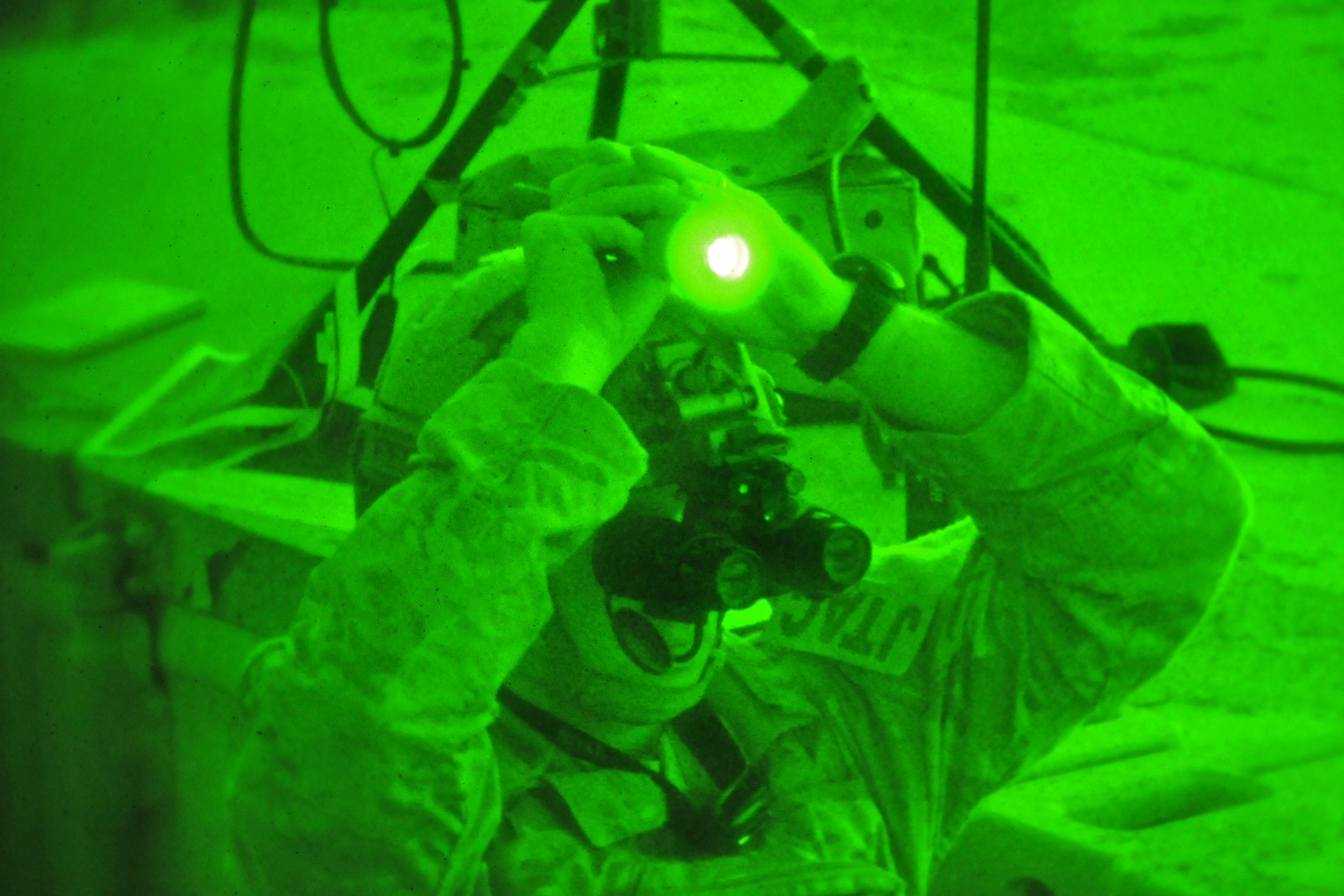 AN/PVS7 Night Vision Goggles