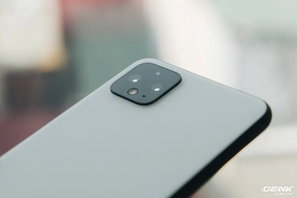 Google extends Pixel 4 XL warranty by 1 year for power and charging issues