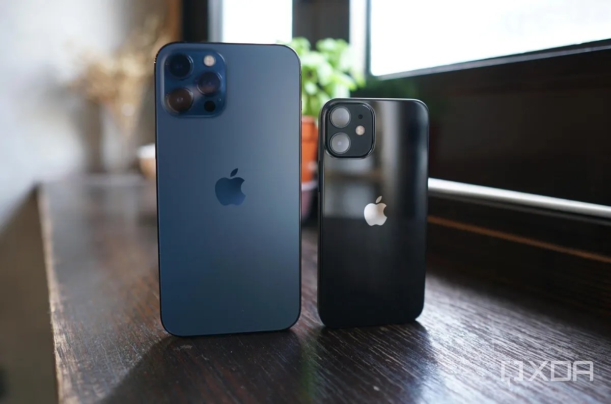 Apple iPhone 12 Pro Max Handson Big Phone, Big Improvements?
