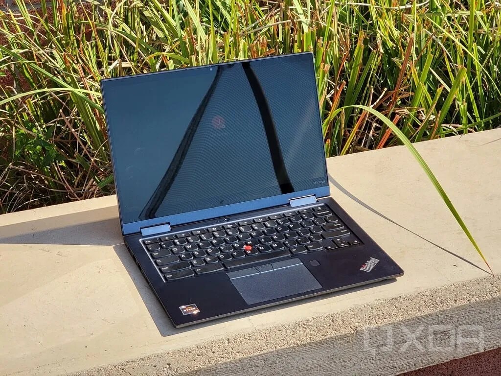 Lenovo ThinkPad C13 Chromebook Yoga review Premium in