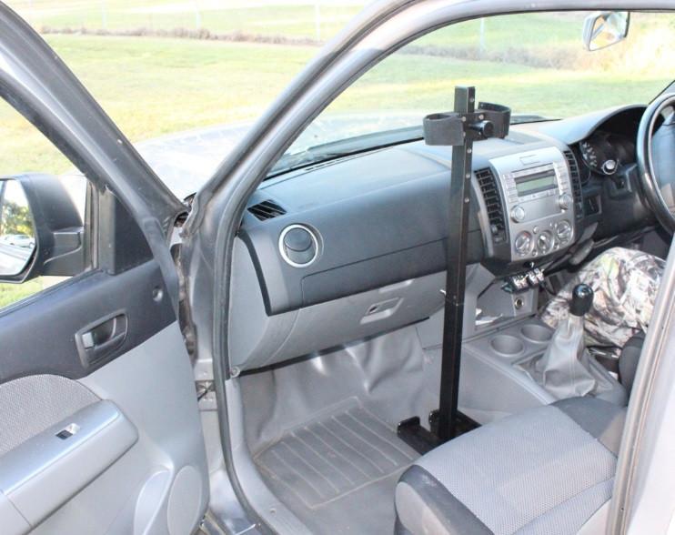 Protactical Floor Mounted Vehicle Gun Rack Dual Rifle Or Shotgun Bow