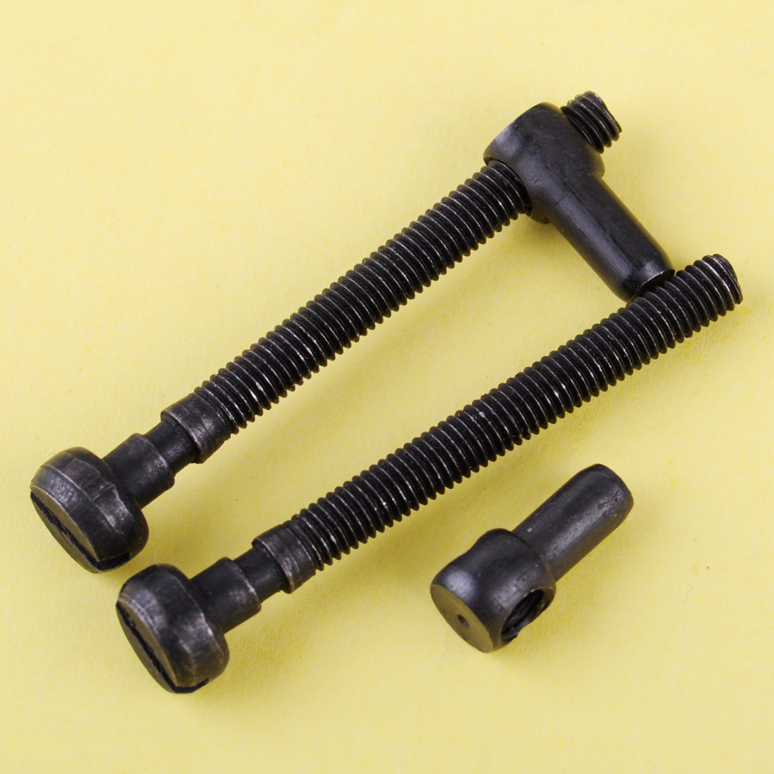 2pcs Chain Adjusting Screw Tensioner for HUSQVARNA 61 66 162 266 268