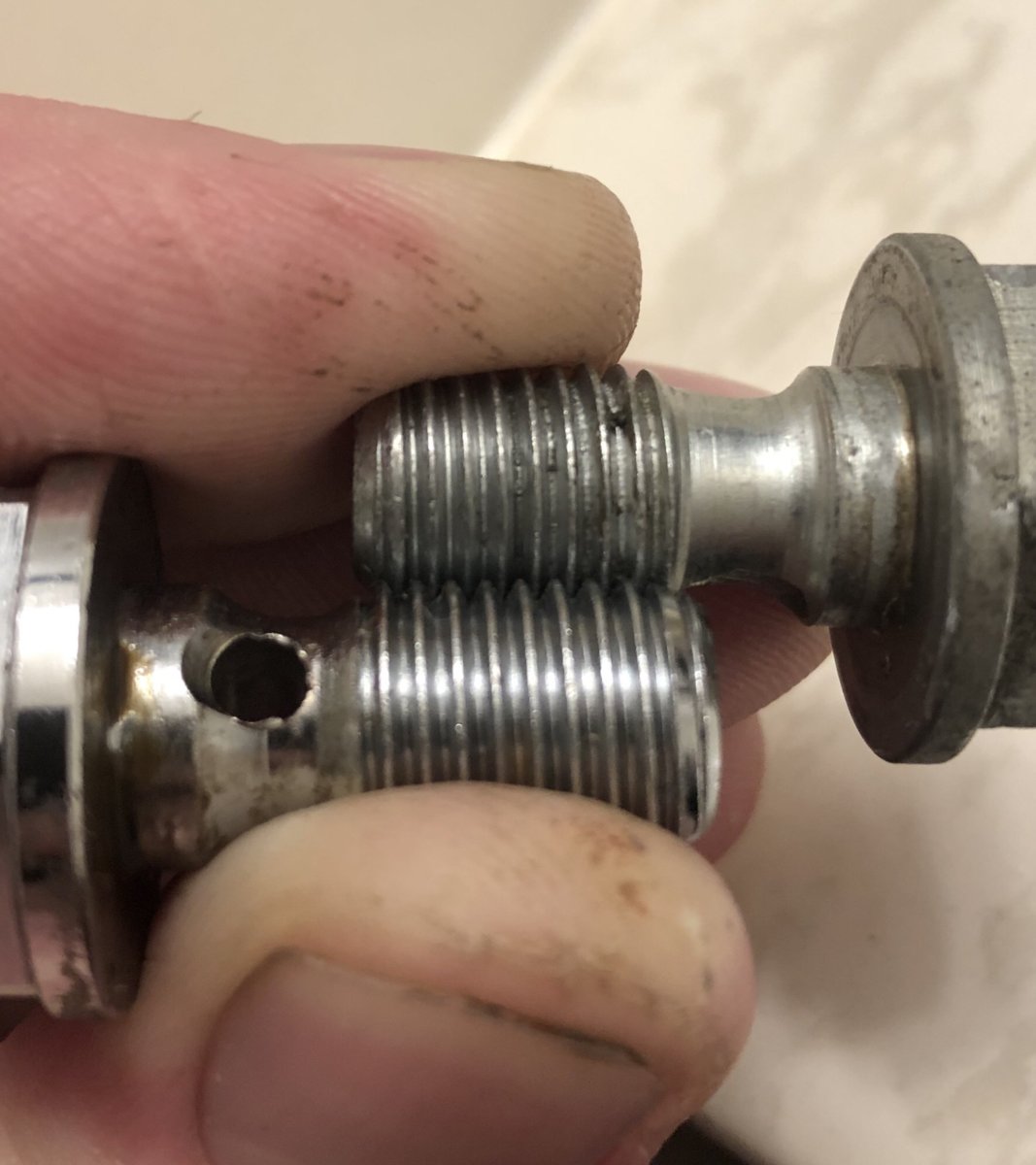 Oil delivery banjo bolts wont thread. Yamaha XS650 Forum