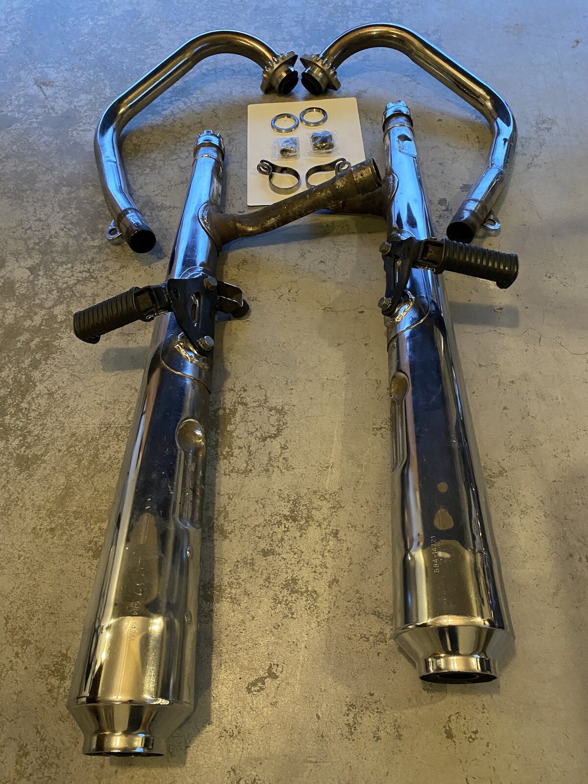 Wanted Complete stock exhaust system for 1977 XS650 Yamaha XS650