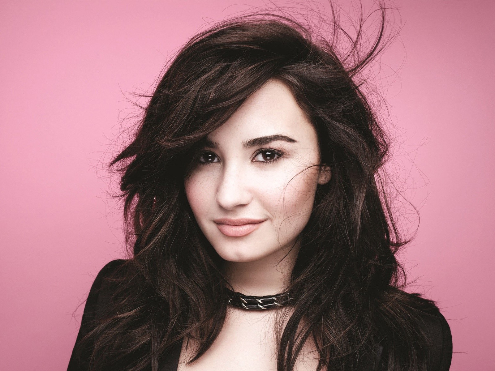 Demi lovato Fondo de pantalla ID644