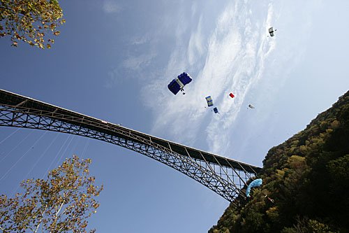 Base Jumping New River Bridge Fayette West Virginia USA Xtreme Spots