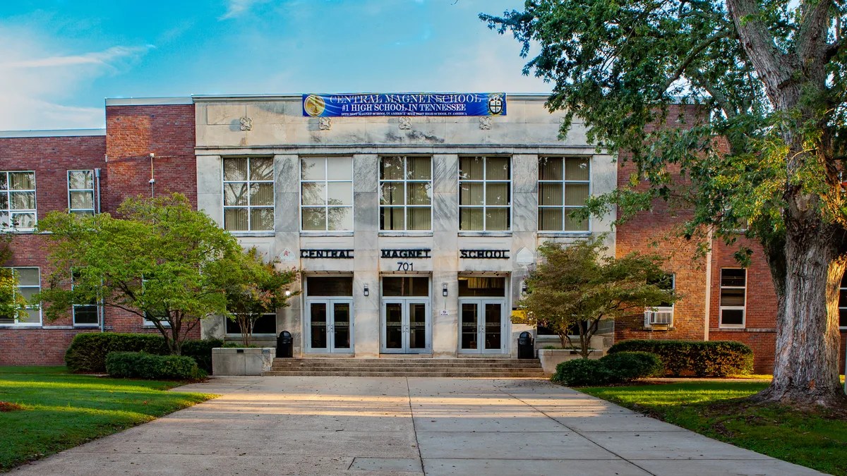 Top 8 Best Schools in Tennessee