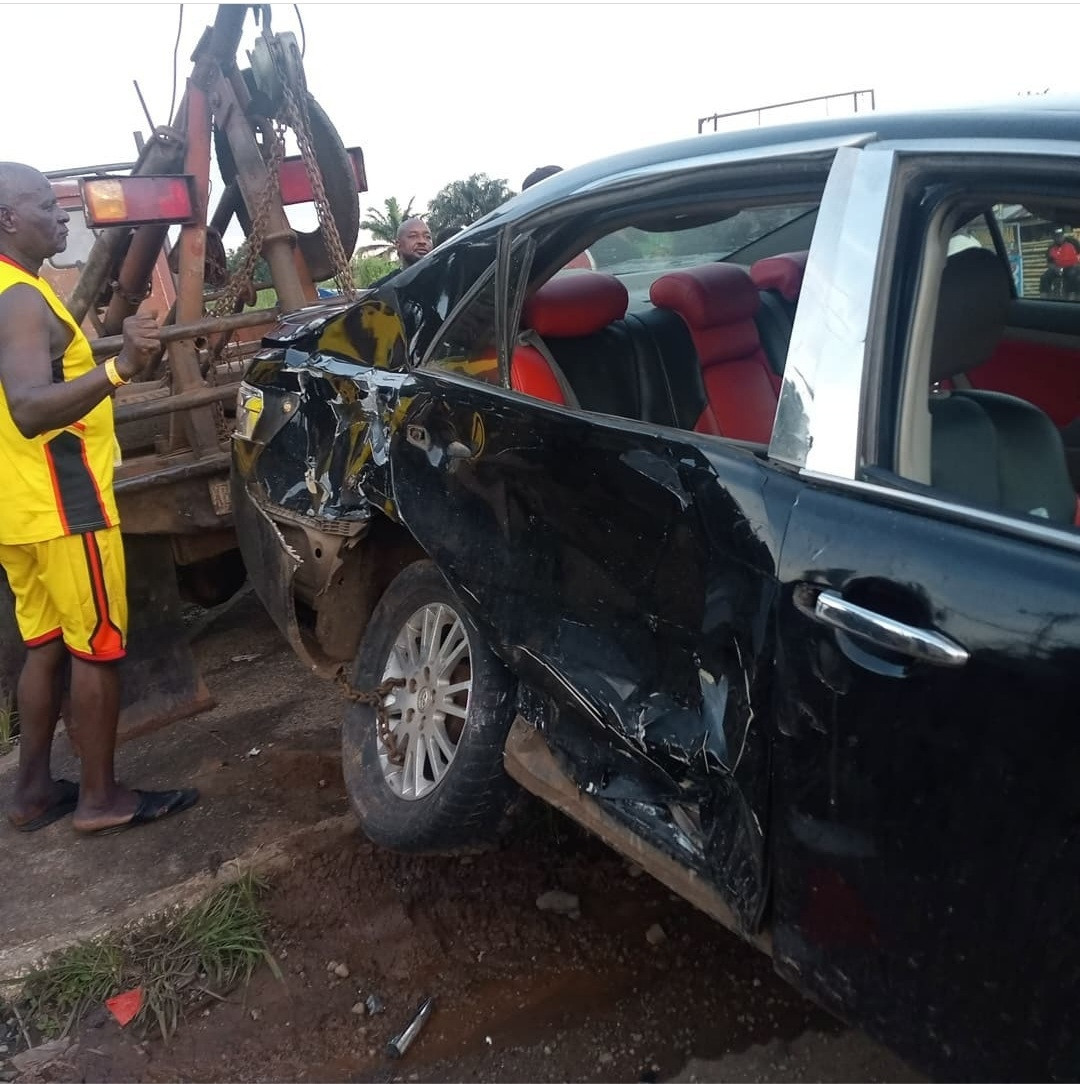 See Photos: Actress, Destiny Etiko and colleagues survive car accident while returning from late actor, Stanley Okoro’s burial on TownFlex