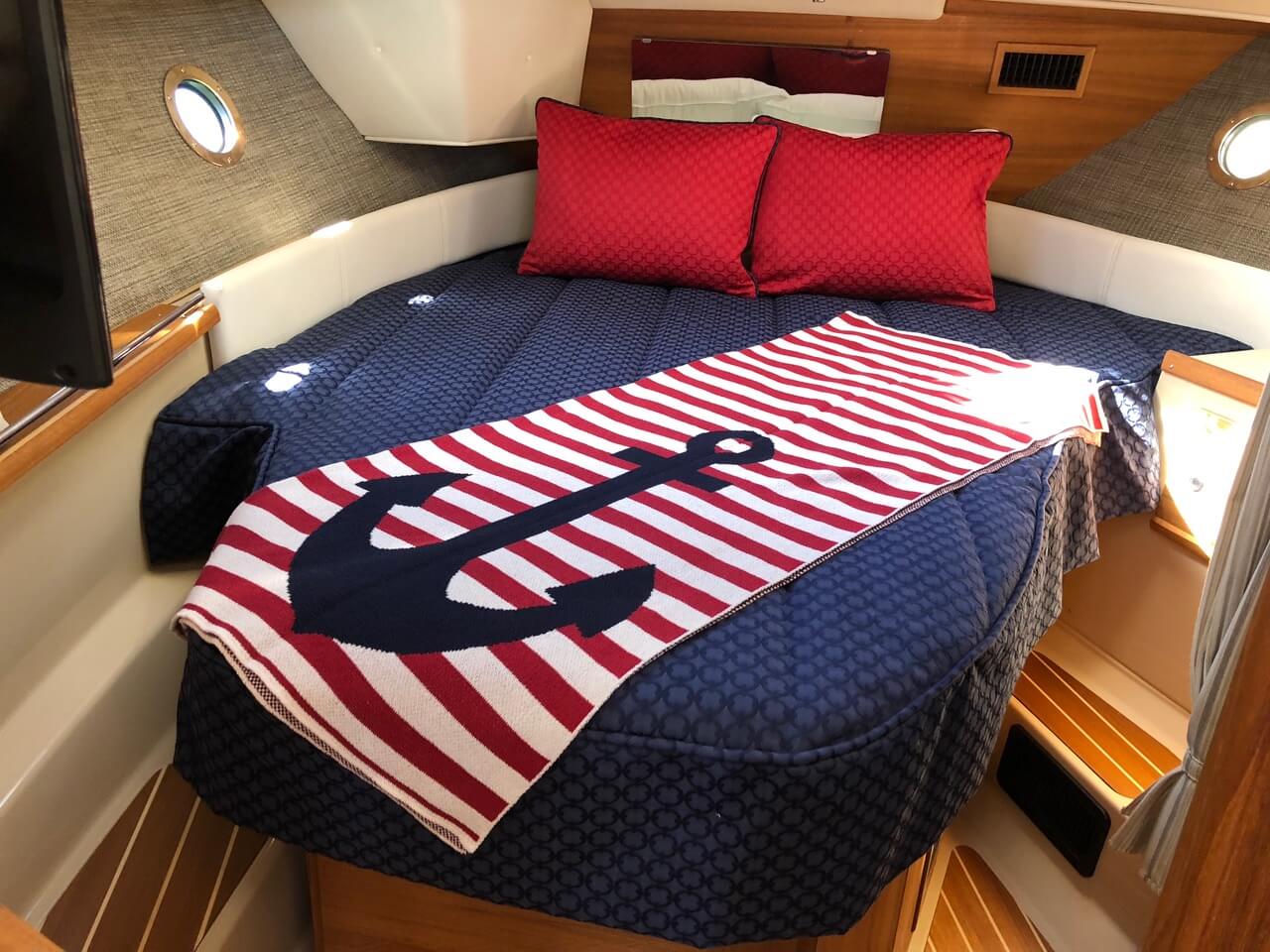 Custom Boat Bedding Topper Sleep System, Custom V Berth Mattress