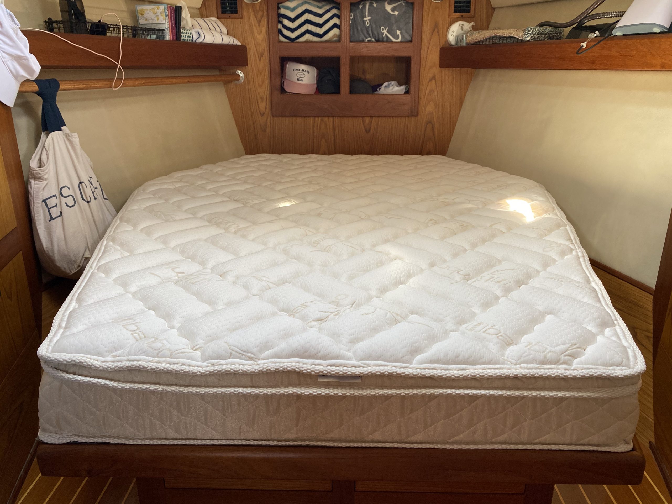 Hunter 460 mattress 7” pillow top