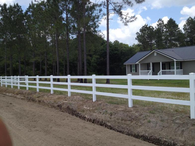 Yancey's Fence of Moultrie