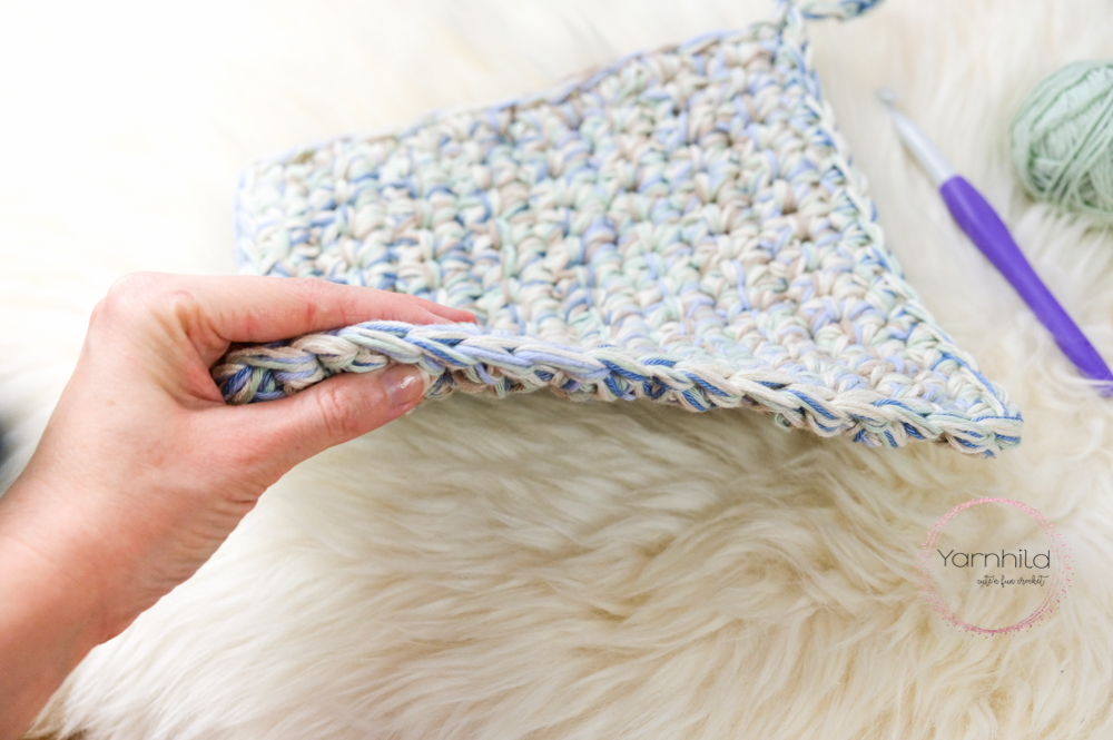 Scrap yarn dishcloth — Use up leftover yarn!
