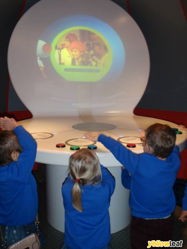 Daisy Chain Nursery in Bradford, Reviews Opening Times UK