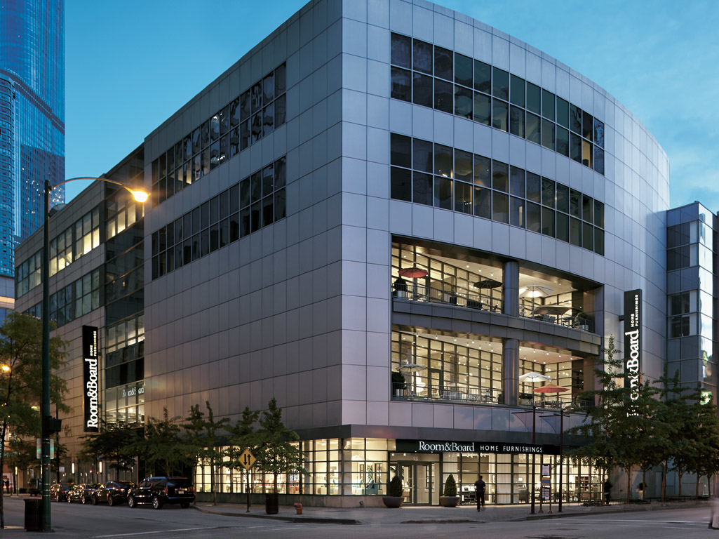 Room & Board Furniture Store Chicago, IL 60611