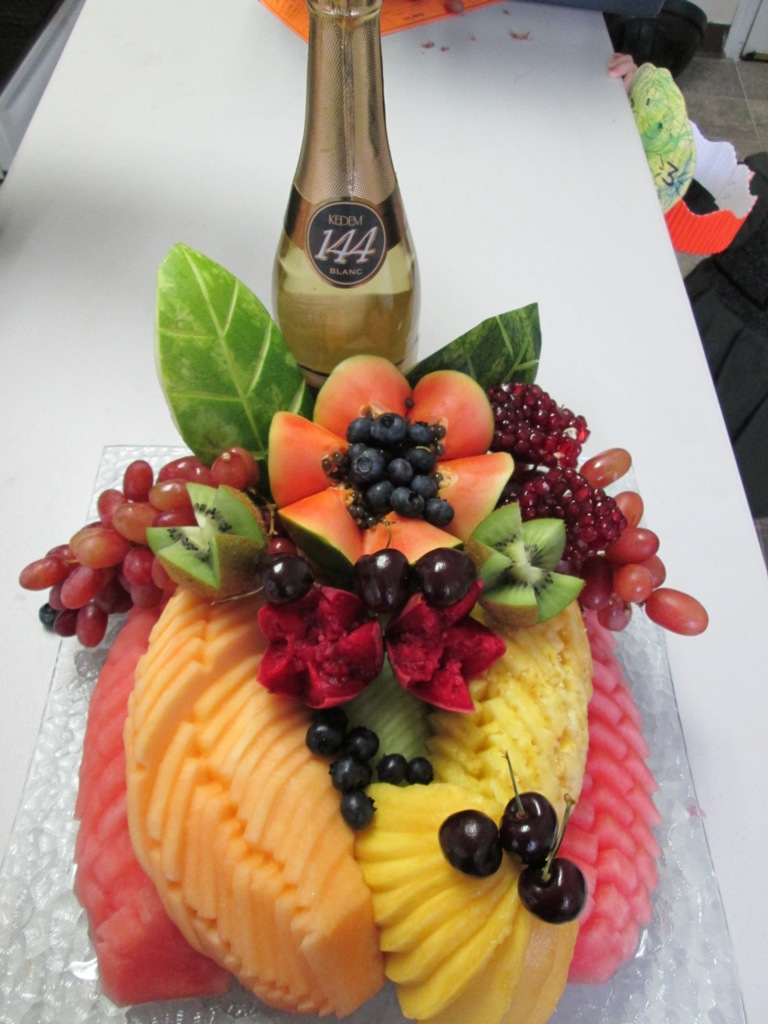 Pri Hadar Fruit Platters Monsey Kosher Gift Baskets ideas