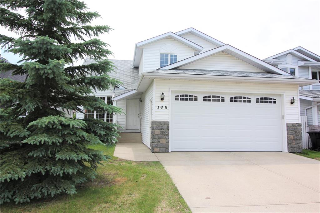 Spacious 6 bedrooms 2 storey house in Hawkwood! YMK Property