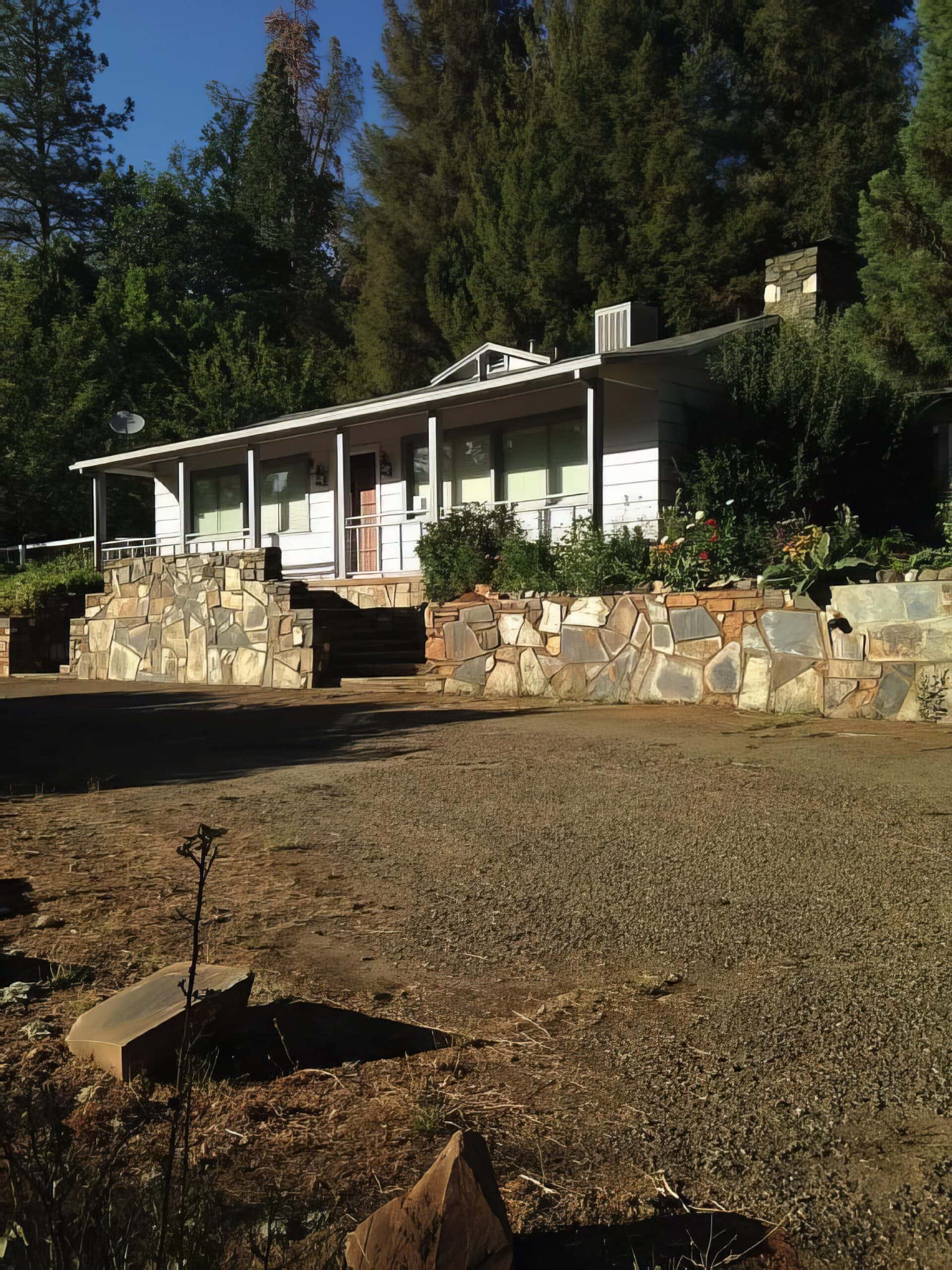 Midpines Highway 140 House Discover Yosemite National Park