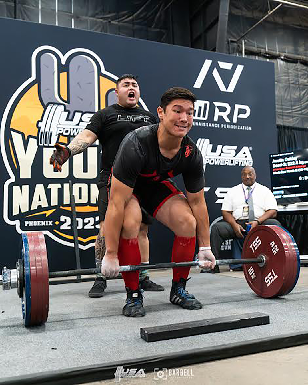 Weighty matters Zionsville teen ascends to top in powerlifting