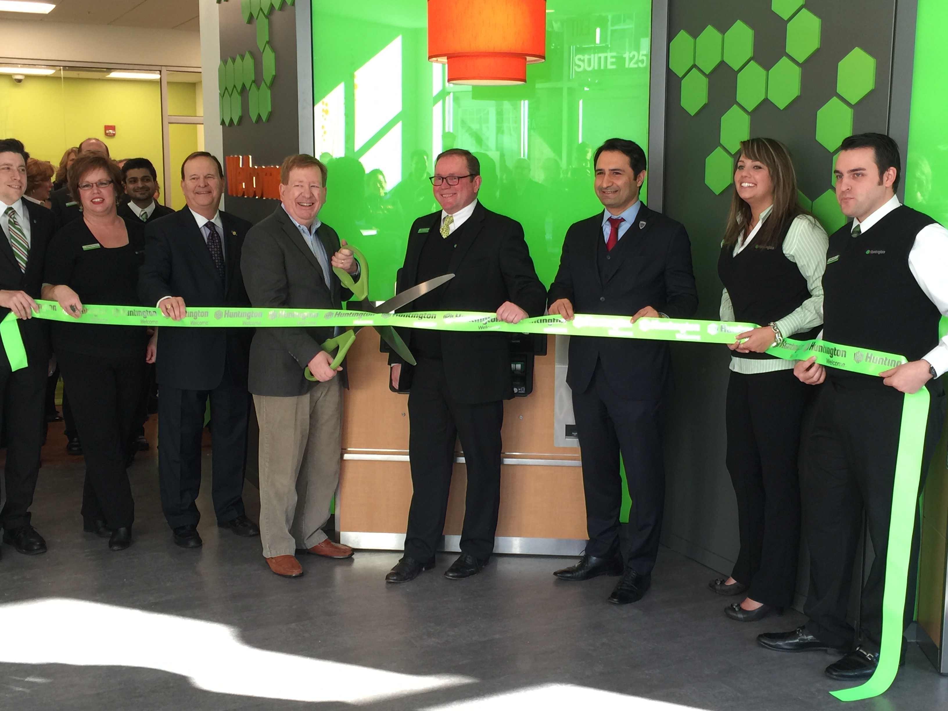 Huntington Bank of Carmel, Sophia Square now open