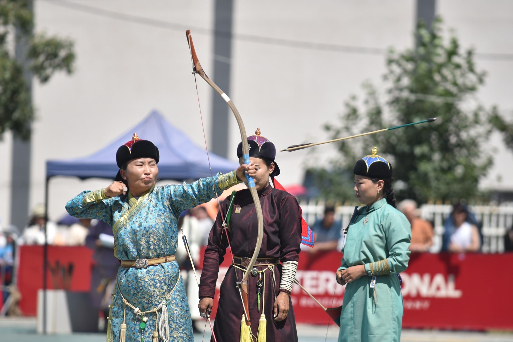Mongolian Bows at the European Archers