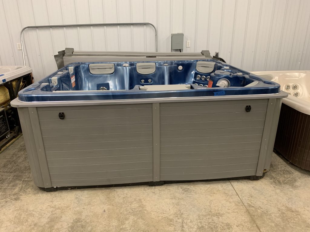 image0 Young's Hot Tub Sales and Service Center