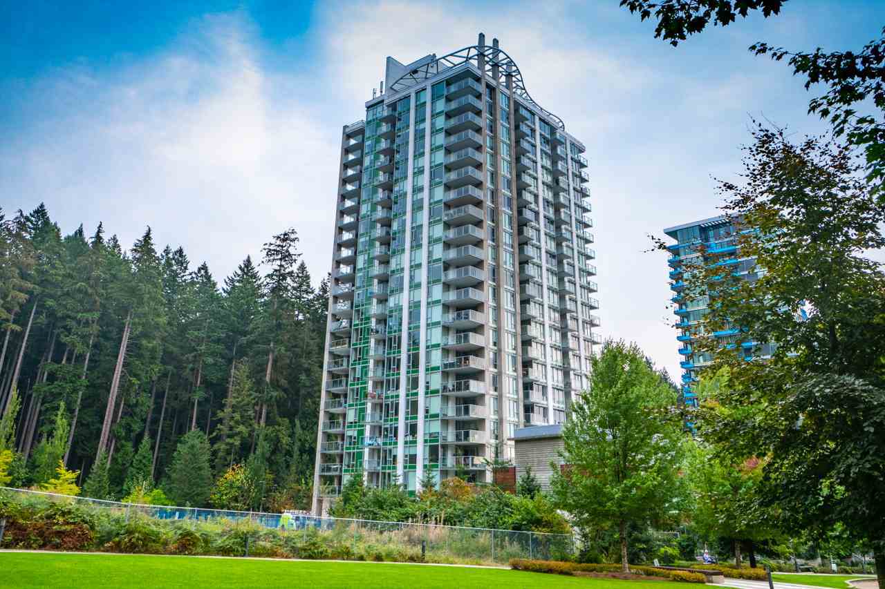 Spacious and immaculate 2 bedroom HiRISE condo in Wesbrook village, UBC