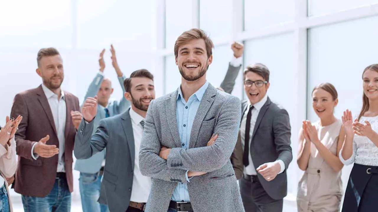 Resto al Sud 2.0: 800 milioni per giovani under 35 che vogliono avviare un’impresa | Come fare domanda – Younipa