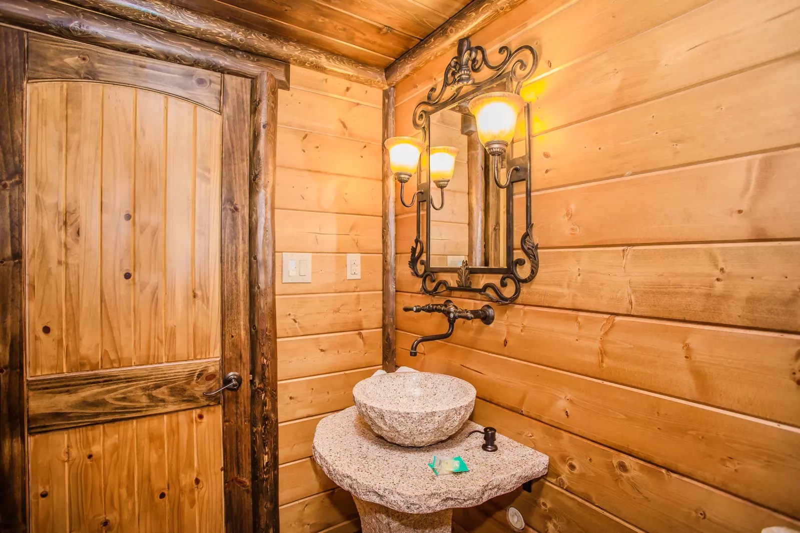 Birds Perch View 2 Bedroom Sevierville Cabin Rental