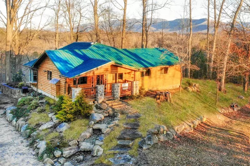 Birds Perch View 2 Bedroom Sevierville Cabin Rental